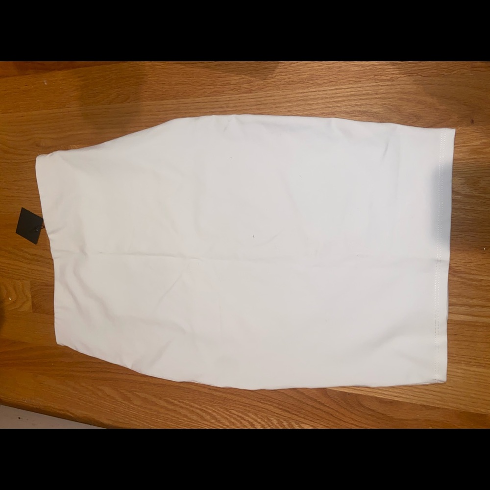 Donna Mizani skirt